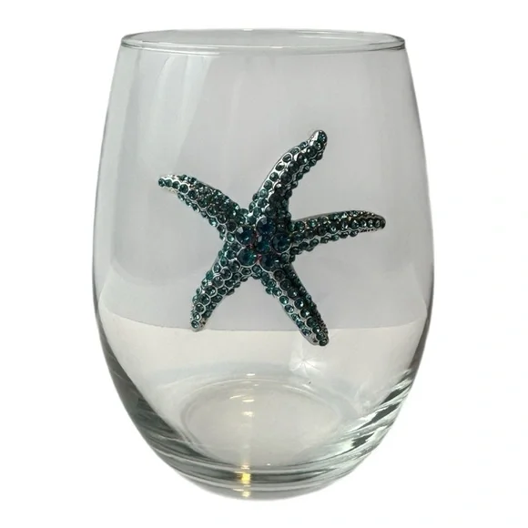 Queen’s Jewels Crystal Starfish Wine Glass - Picture 4 of 4